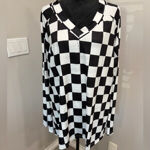 Black and White Checkered V-Neck Top